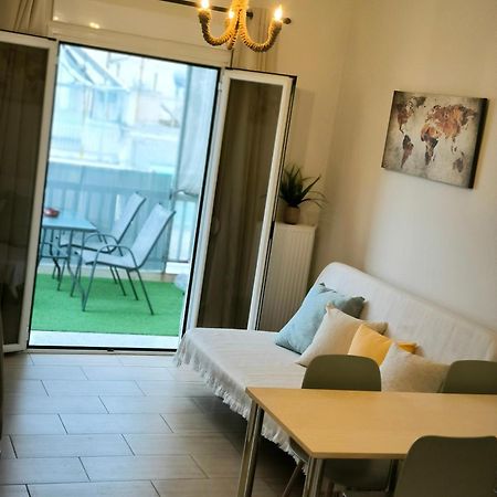 Ferienwohnung Penthouse With An Incredible View 350M From Metro Station! Athen Exterior foto